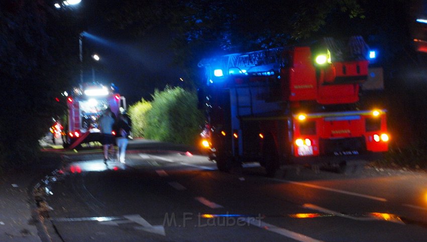 Feuer2 Koeln Klettenberg Unterer Kommarweg P30.JPG